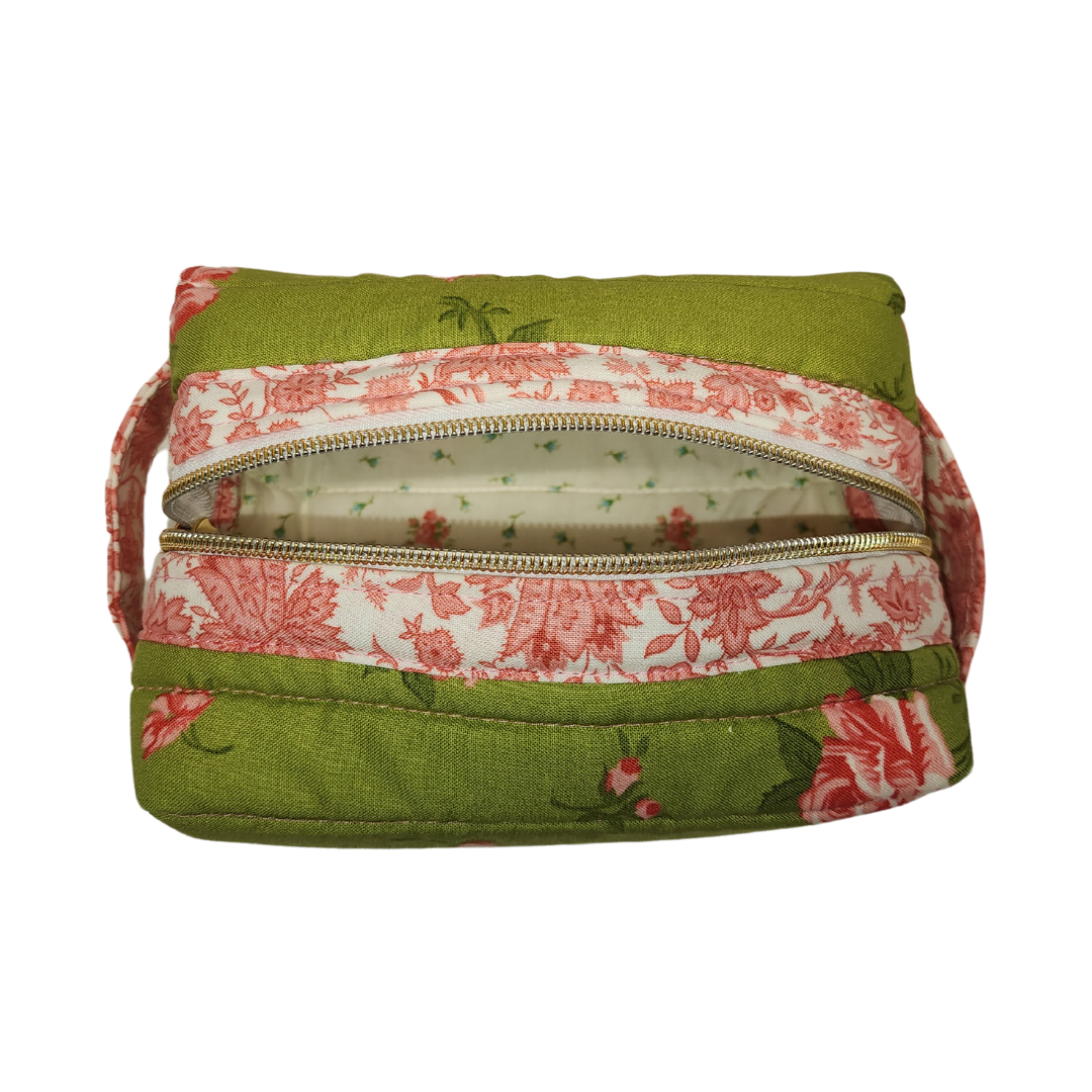 Holland Pouch - Green Floral